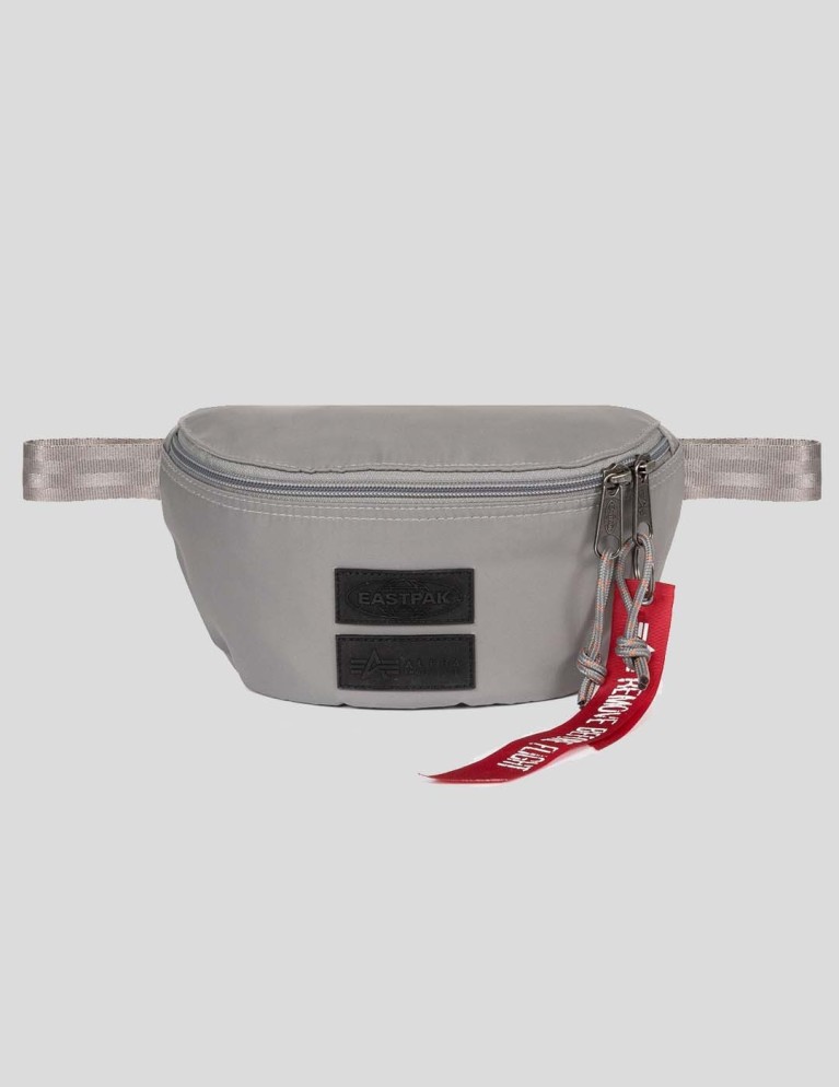 Colaborações EASTPAK x alpha industries springer grey